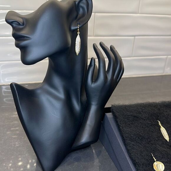 Gold Earring Bundle  - Picture 2 of 9